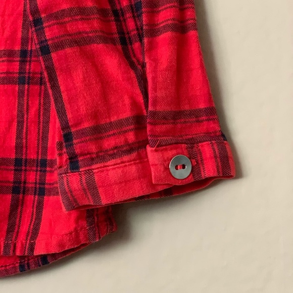 Plaid Top - Picture 4 of 5